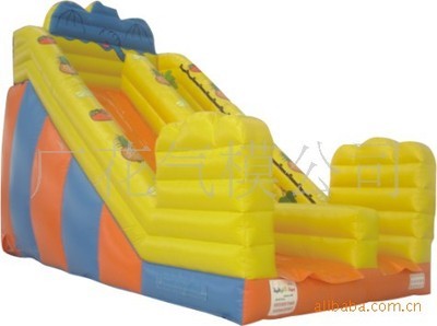 【廣花氣模沖水充氣滑梯 大型充氣玩具】價格,廠家,圖片,其他水上游樂設(shè)備,廣州市廣花氣模-