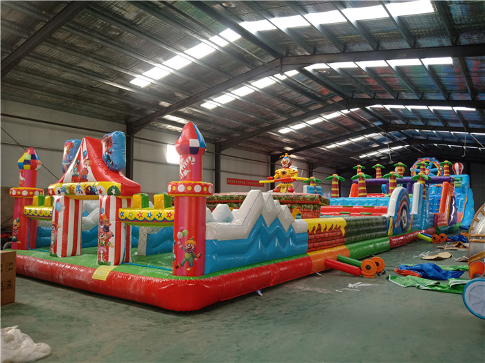 77_氣模玩具,智勇大沖關(guān),大型陸地充氣城堡_